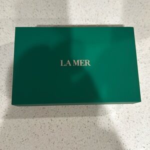 La Mer jade facial massage roller